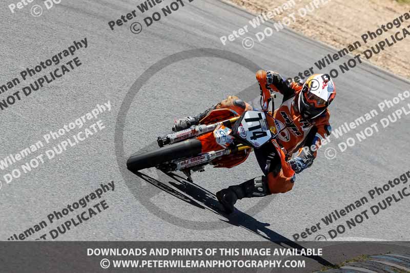 enduro digital images;event digital images;eventdigitalimages;lydden hill;lydden no limits trackday;lydden photographs;lydden trackday photographs;no limits trackdays;peter wileman photography;racing digital images;trackday digital images;trackday photos